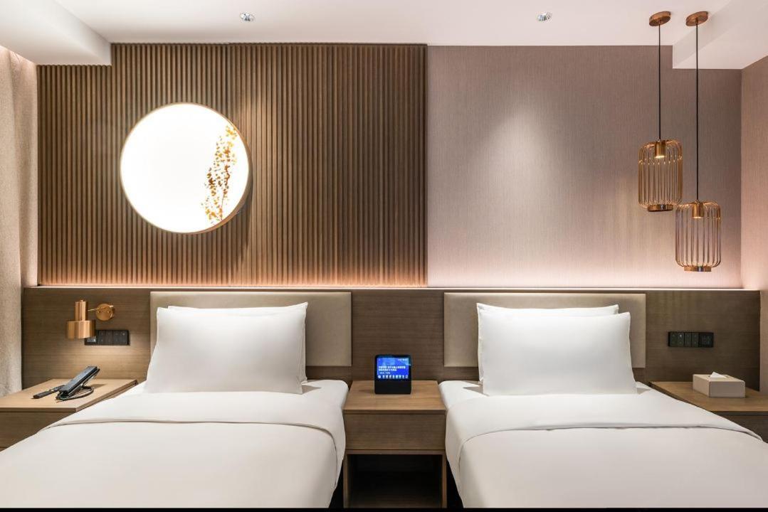 Hotel Crystal Orange Safari Park *